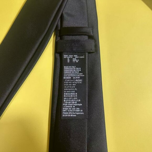 Prada Black Satin Tie - Picture 4 of 6